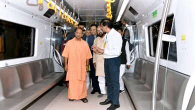 Photo of मुख्यमंत्री ने आगरा मेट्रो रेल के हाईस्पीड ट्रायल का शुभारम्भ किया