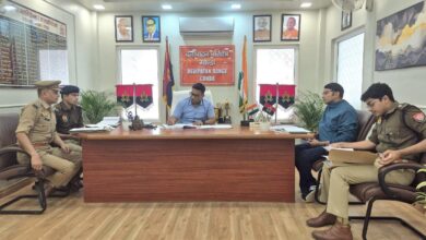 Photo of आईजी द्वारा विभिन्न प्रकरणों की समीक्षा हेतु की गई बैठक आयोजित