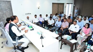 Photo of प्रशिक्षण, पारदर्शिता और समन्वय से ग्रामीण विकास को नई दिशा भुगतान में तेजी, विकास कार्यों को मिलेगी रफ्तार गांवों में रोजगार बढ़ाने को खाद्य प्रसंस्करण पर जोर पीएमजीएसवाई में नई तकनीक से सड़कों की गुणवत्ता बेहतर होगी
