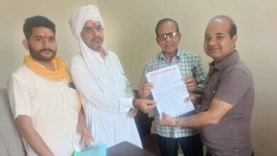 Photo of घरेलू गैस की होम डिलीवरी कराने की मांग