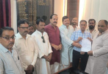 Photo of वैवाहिक सीजन में गैस सिलेंडर की बढ़ी किल्लत-उपभोक्ताओं की परेशानियों को लेकर कांग्रेस ने सौंपा ज्ञापन