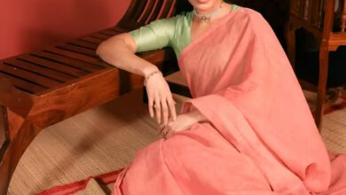 Photo of साड़ी, बिंदी और खुले बालज् सामंथा रूथ प्रभु का देसी लुक छाया, सादगी ने जीता दिल