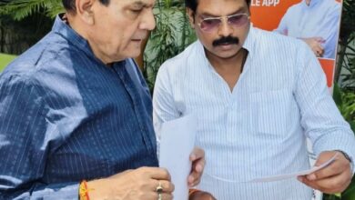 Photo of बिजली संकट दूर करने के लिए विधायक ने मंत्री से की मुलाकात