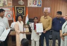 Photo of ताइक्वांडो में उत्कृष्ट प्रदर्शन करने वाले 30 खिलाड़ियों को मंडलायुक्त ने किया सम्मानित 