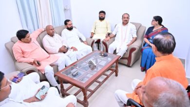 Photo of प्रभारी मंत्री दिनेश प्रताप सिंह का हुआ जनपद आगमन