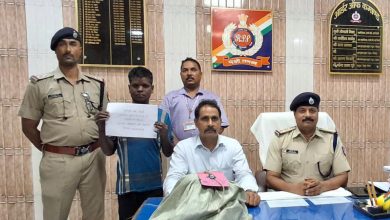 Photo of आरपीएफ व सीआईबी की संयुक्त कार्यवाही में रेलवे केबिल के साथ एक अभियुक्त गिरफ्तार